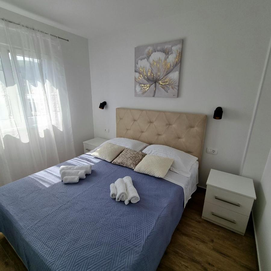 Apartments Happiness Trogir Buitenkant foto