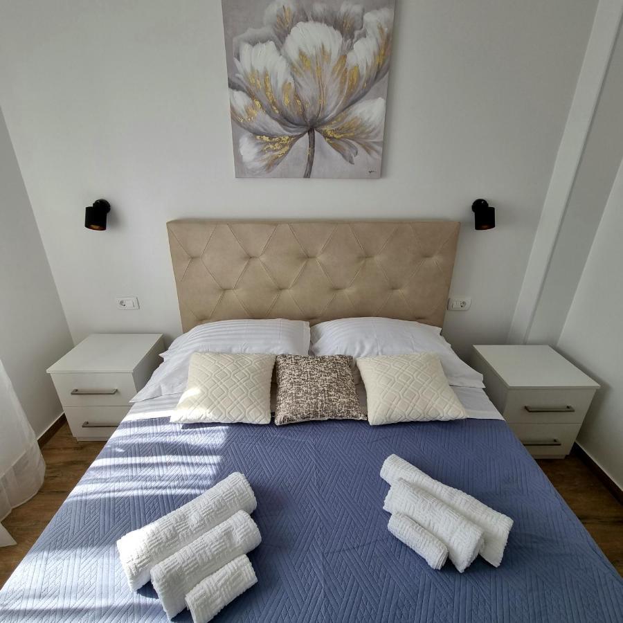 Apartments Happiness Trogir Buitenkant foto